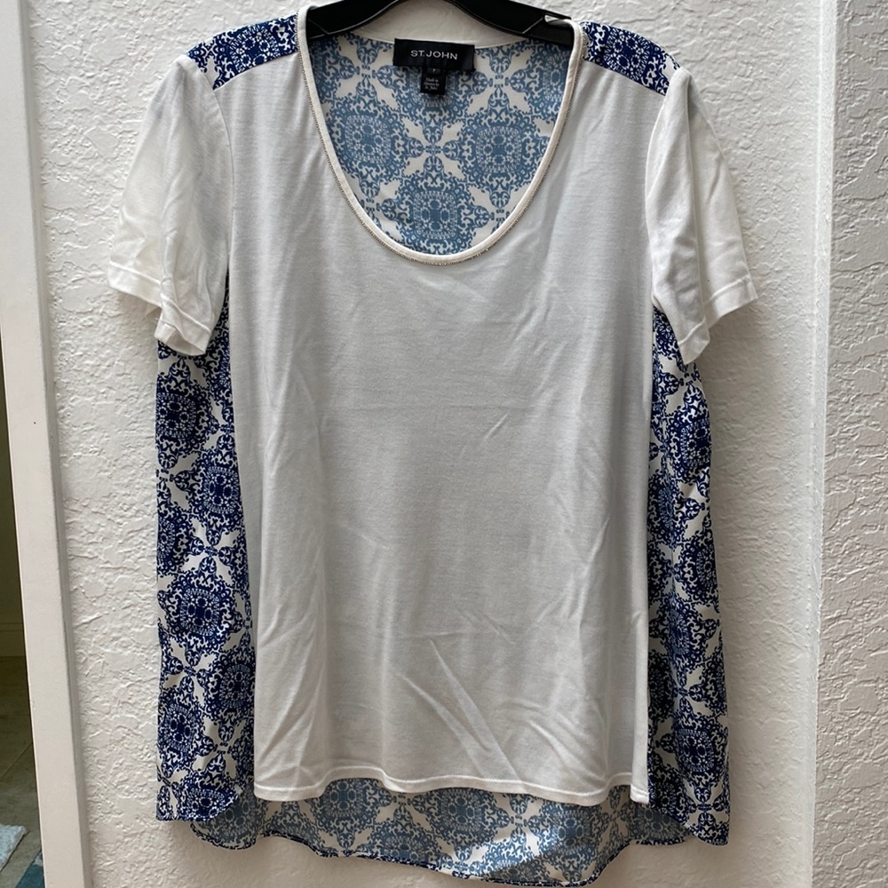 St. John ladies short sleeve top